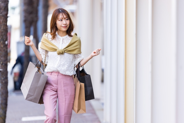 色に悩まなくなると服選びはここまで楽になる― パーソナルカラー診断が“静かに効く”理由 ―